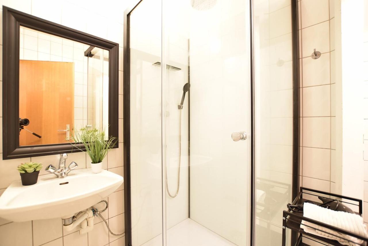 Super Central City Appartement With Free Parking Innsbruck Esterno foto